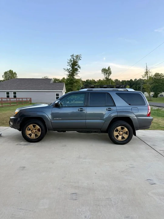 2005 Toyota 4Runner 4th Gen - Image 2 of 8
