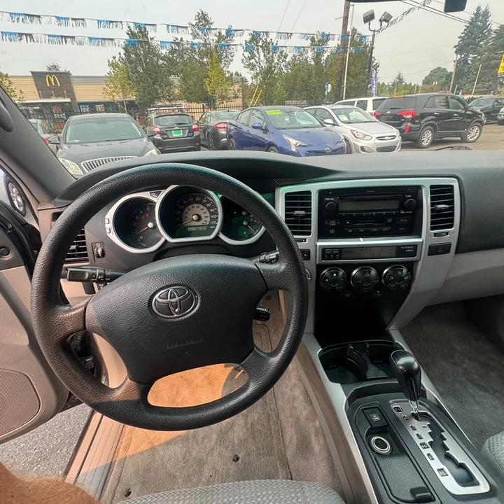 2005 Toyota 4Runner 4th Gen - Image 11 of 19