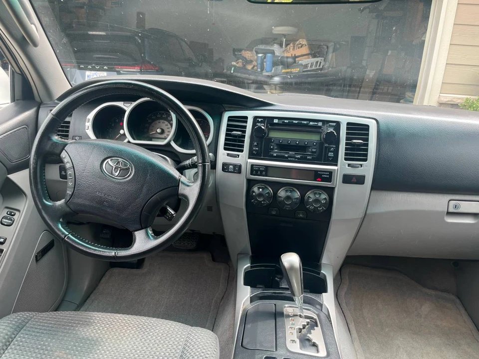 2005 Toyota 4Runner 4th Gen - Image 8 of 9
