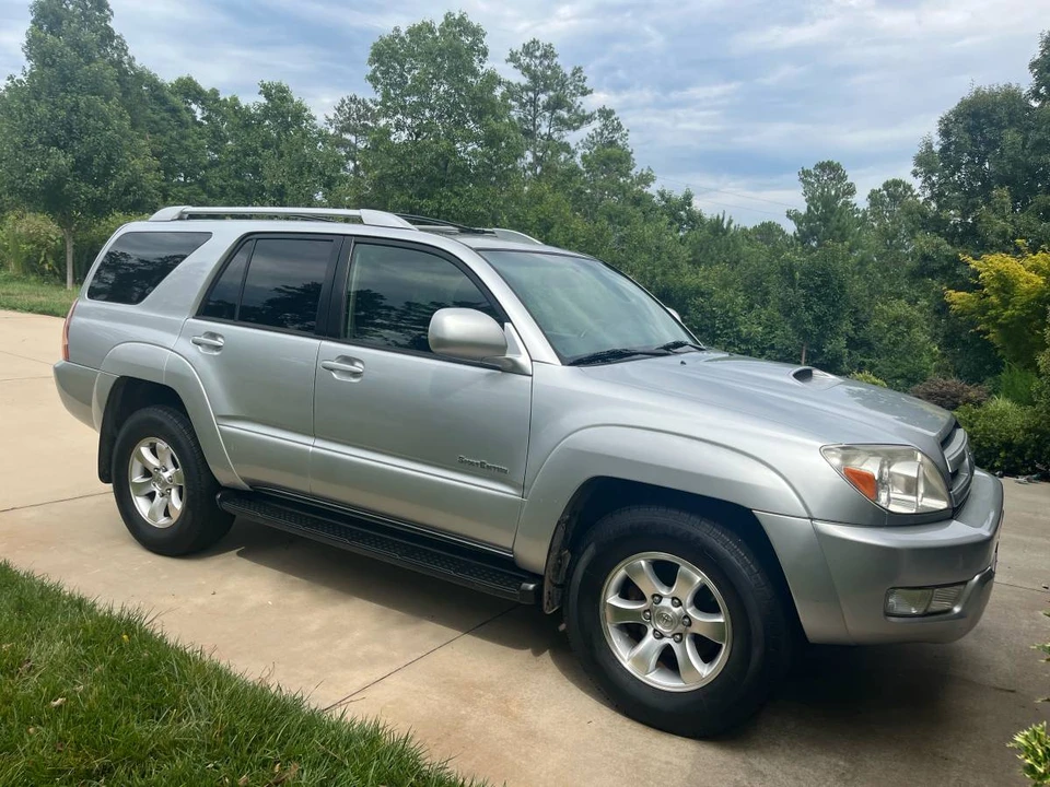 2005 Toyota 4Runner 4th Gen - Image 4 of 9