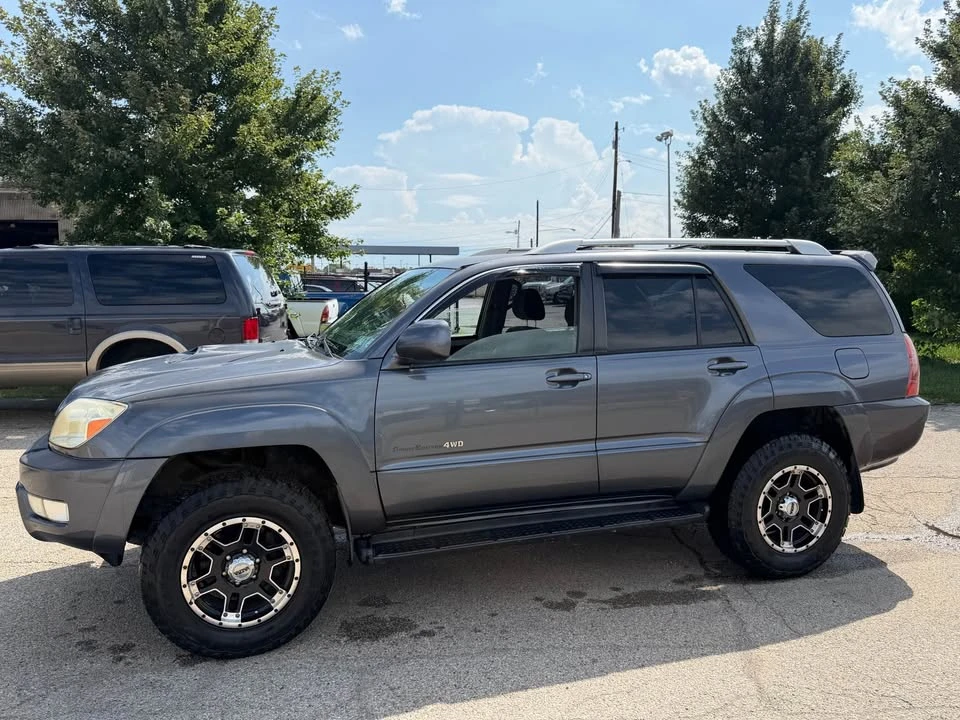 2005 Toyota 4Runner 4th Gen - Image 8 of 17