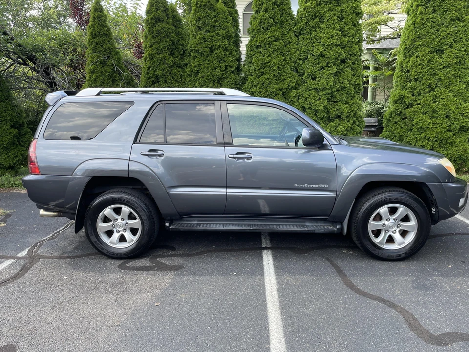 2005 Toyota 4Runner 4th Gen - Image 11 of 31