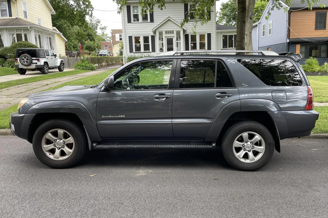 2005 Toyota 4Runner 4th Gen - Image 3 of 31