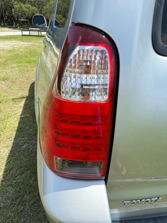 2005 Toyota 4Runner 4th Gen - Image 13 of 31