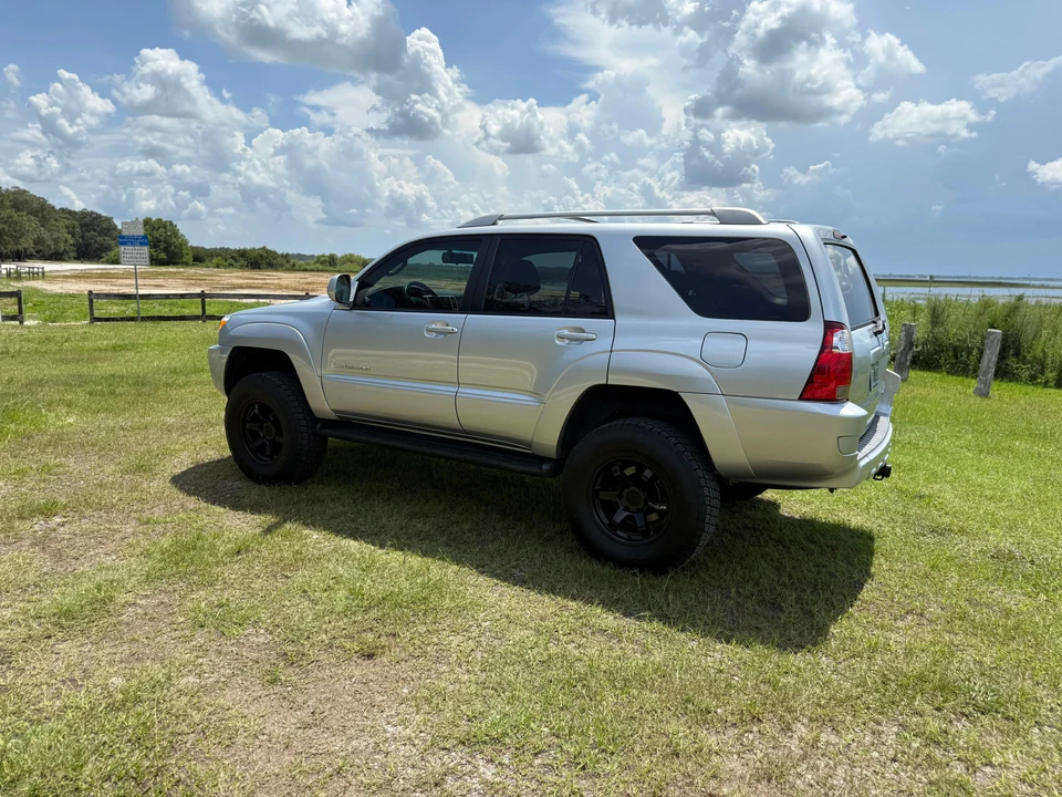 2005 Toyota 4Runner 4th Gen - Image 8 of 31