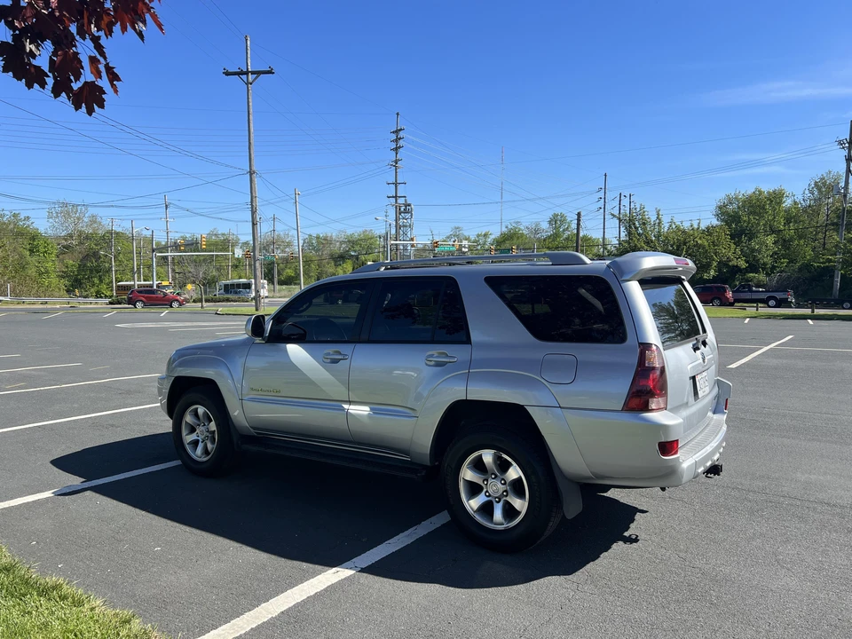 2005 Toyota 4Runner 4th Gen - Image 11 of 31