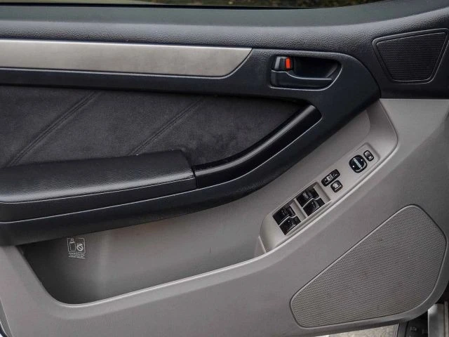 2005 Toyota 4Runner 4th Gen - Image 26 of 31