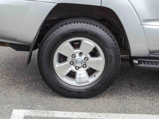 2005 Toyota 4Runner 4th Gen - Image 11 of 21