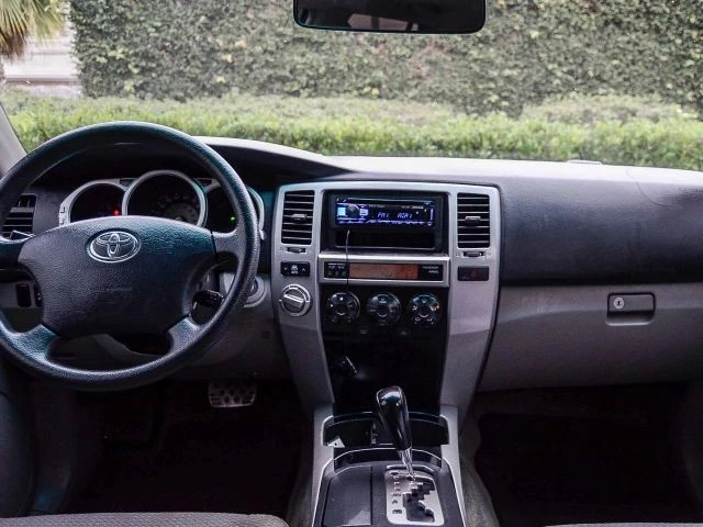 2005 Toyota 4Runner 4th Gen - Image 17 of 21