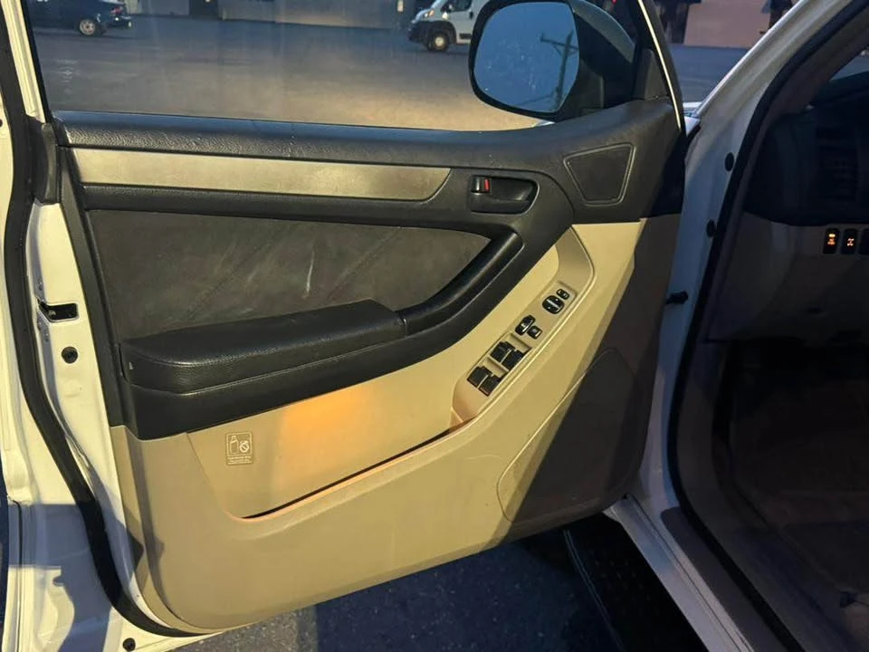 2005 Toyota 4Runner 4th Gen - Image 18 of 20
