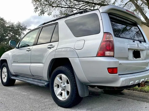 2005 Toyota 4Runner Sport SUV 4D