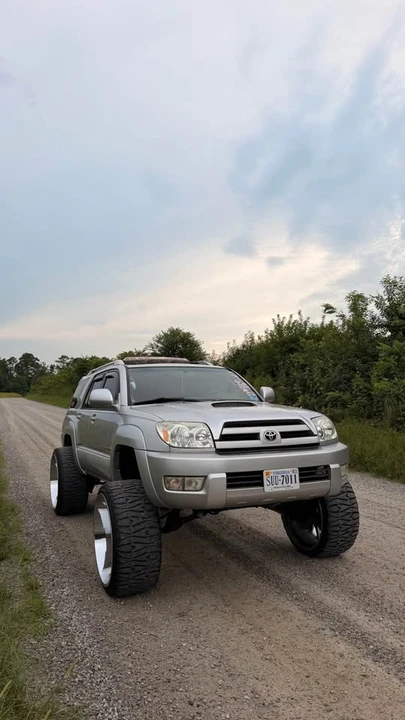 2005 Toyota 4Runner 4th Gen - Image 3 of 5