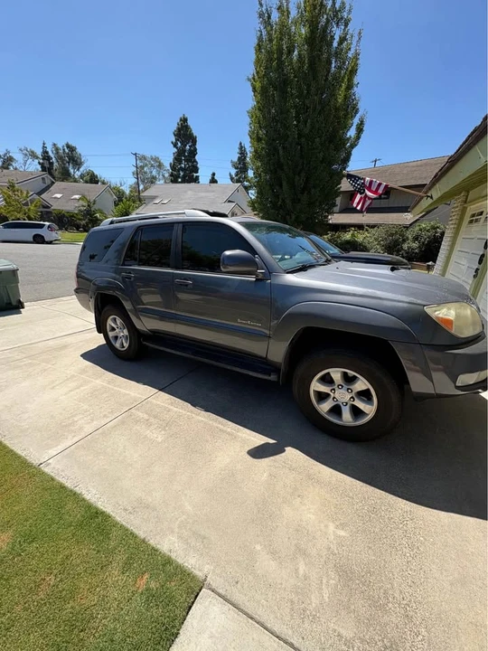 2005 Toyota 4Runner 4th Gen - Image 2 of 11