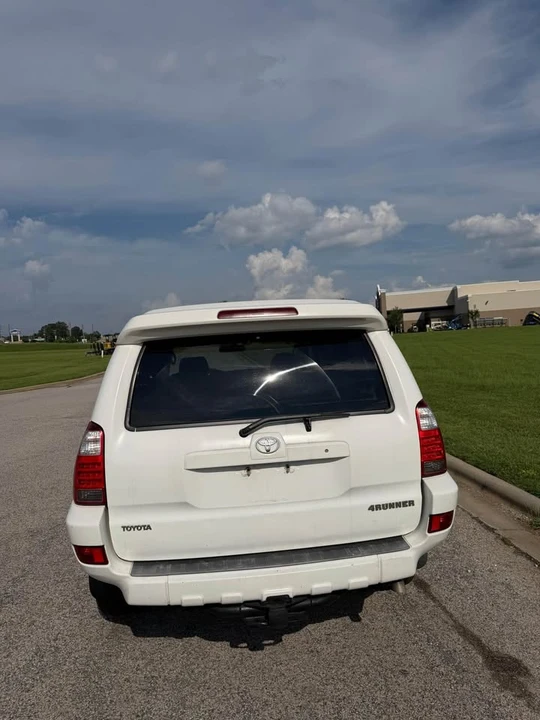 2005 Toyota 4Runner 4th Gen - Image 6 of 12