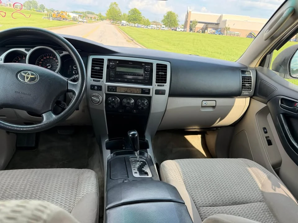 2005 Toyota 4Runner 4th Gen - Image 9 of 12