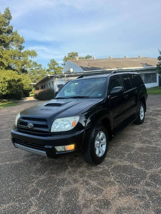 2005 Toyota 4Runner 4th Gen - Image 2 of 11