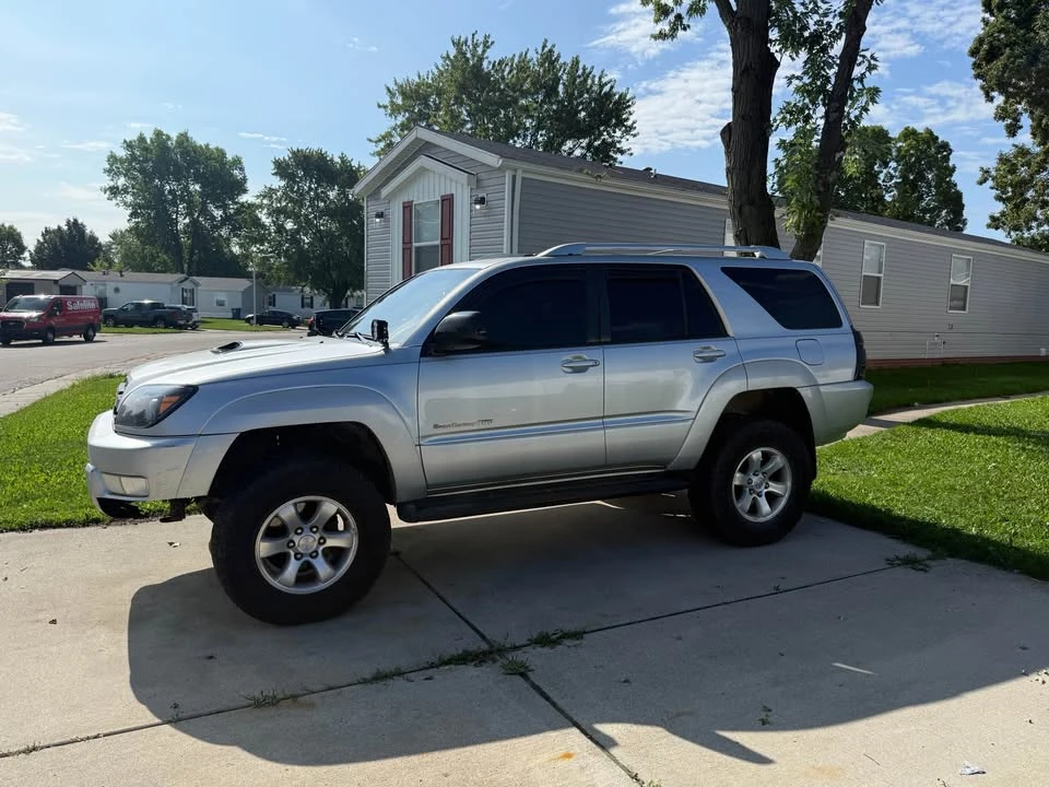2005 Toyota 4Runner 4th Gen - Image 2 of 9