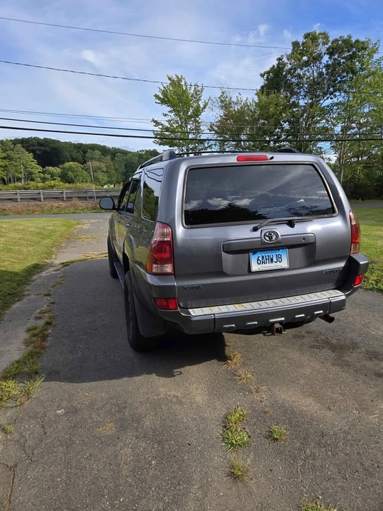 2005 Toyota 4Runner 4th Gen - Image 2 of 12