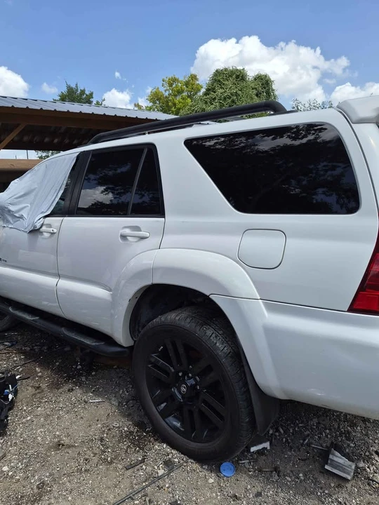 2005 Toyota 4Runner 4th Gen - Image 3 of 5