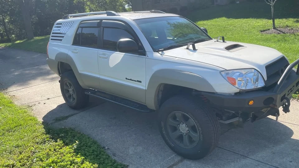 2005 Toyota 4Runner 4th Gen - Image 2 of 13