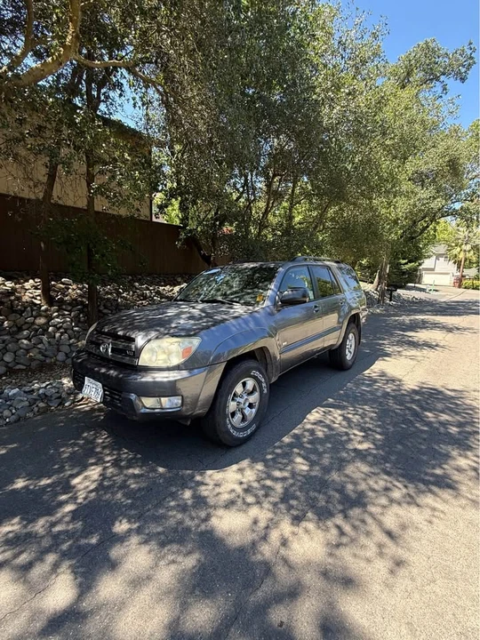 2005 Toyota 4Runner 4th Gen - Image 2 of 14