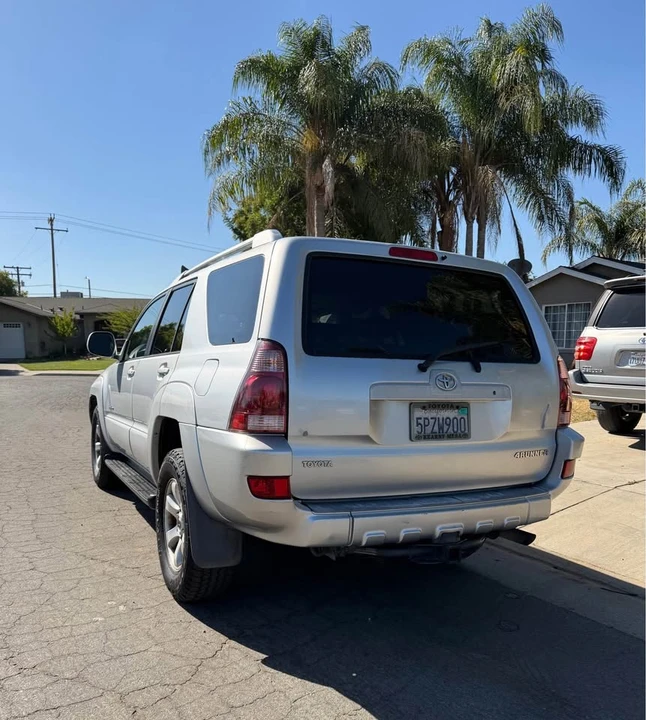2005 Toyota 4Runner 4th Gen - Image 3 of 20
