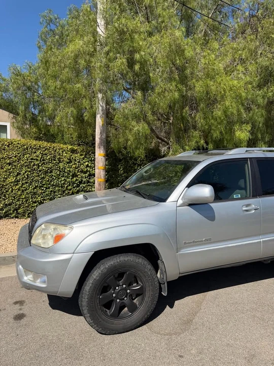 2005 Toyota 4Runner 4th Gen - Image 2 of 10