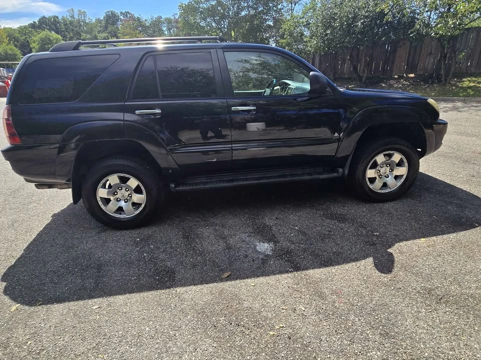 2005 Toyota 4Runner 4th Gen - Image 2 of 9