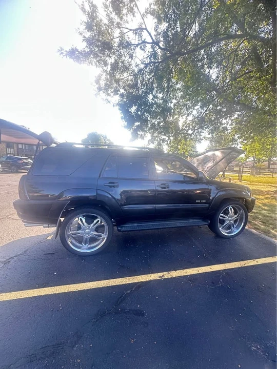 2005 Toyota 4Runner 4th Gen - Image 5 of 9