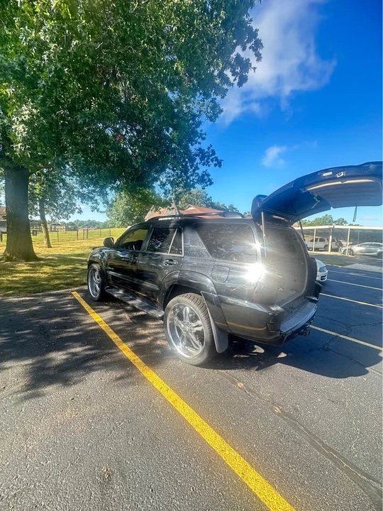 2005 Toyota 4Runner 4th Gen - Image 3 of 9