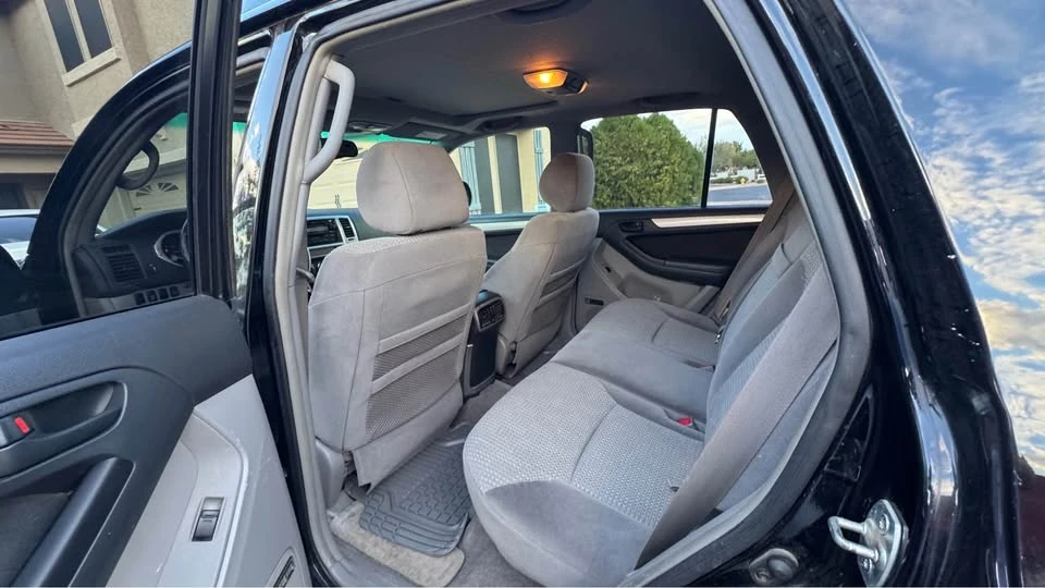 2005 Toyota 4Runner 4th Gen - Image 8 of 9