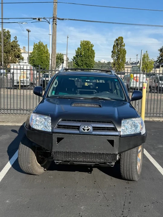 2005 Toyota 4Runner 4th Gen - Image 2 of 13