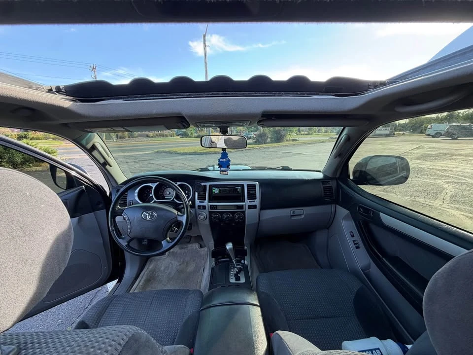 2005 Toyota 4Runner 4th Gen - Image 15 of 17