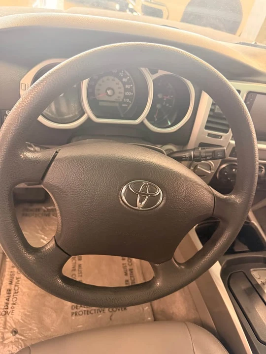 2005 Toyota 4Runner 4th Gen - Image 11 of 18