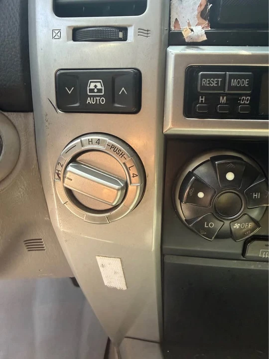 2005 Toyota 4Runner 4th Gen - Image 14 of 15