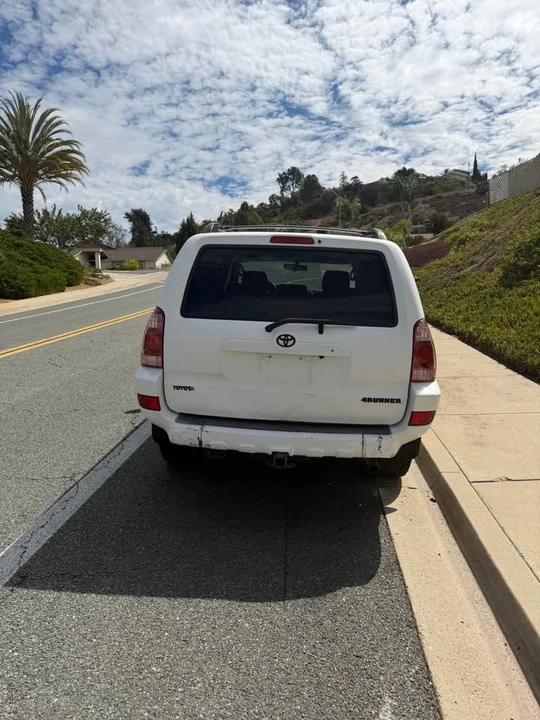 2005 Toyota 4Runner 4th Gen - Image 4 of 13