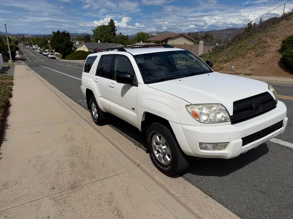 2005 Toyota 4Runner 4th Gen - Image 2 of 13