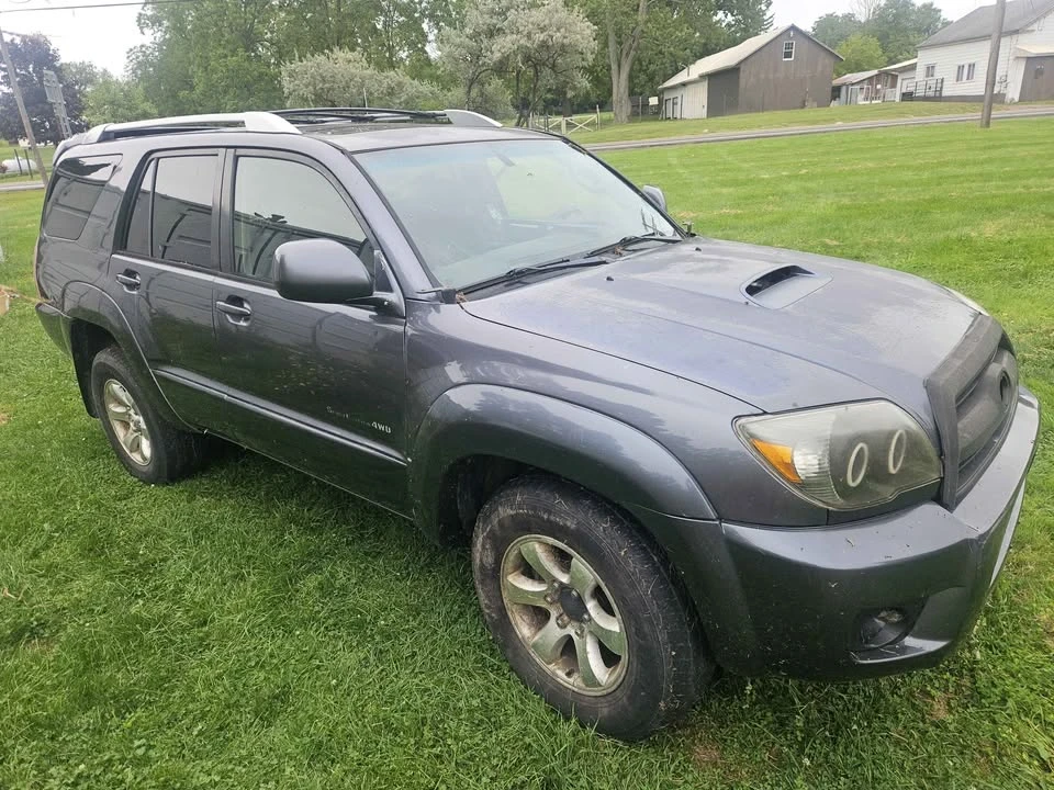 2005 Toyota 4Runner 4th Gen - Image 4 of 9