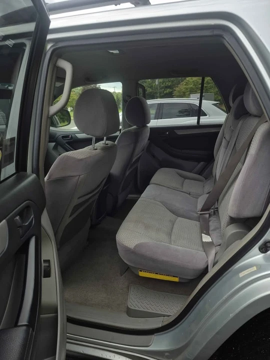 2005 Toyota 4Runner 4th Gen - Image 10 of 19