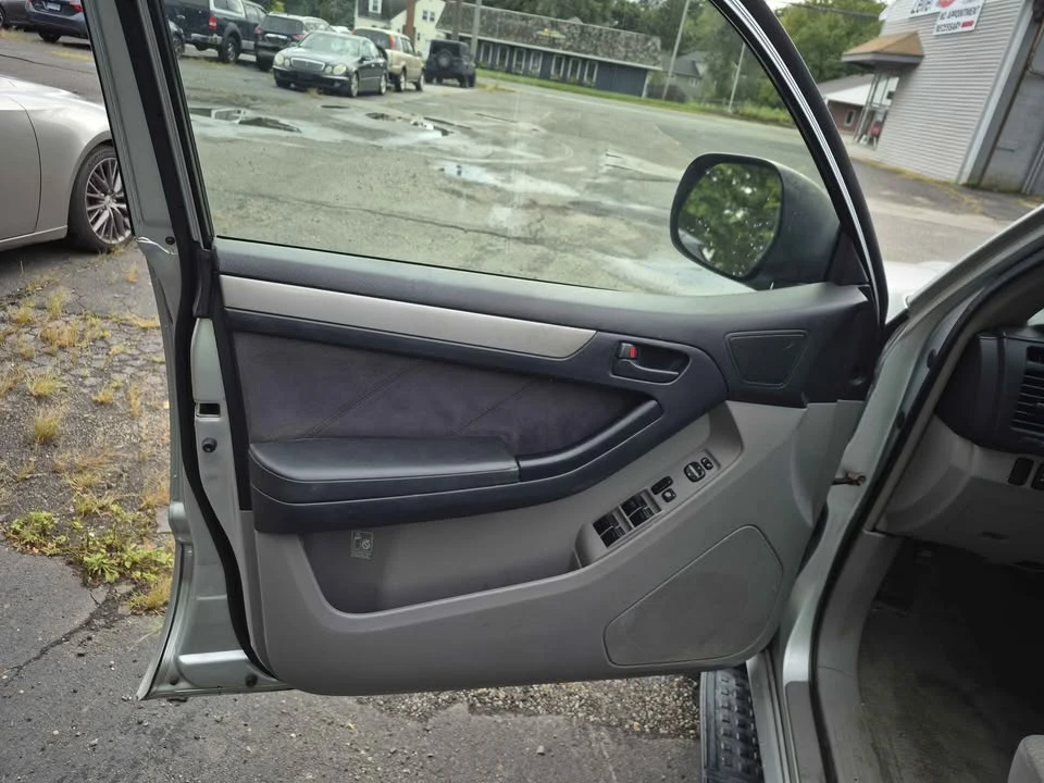 2005 Toyota 4Runner 4th Gen - Image 8 of 19