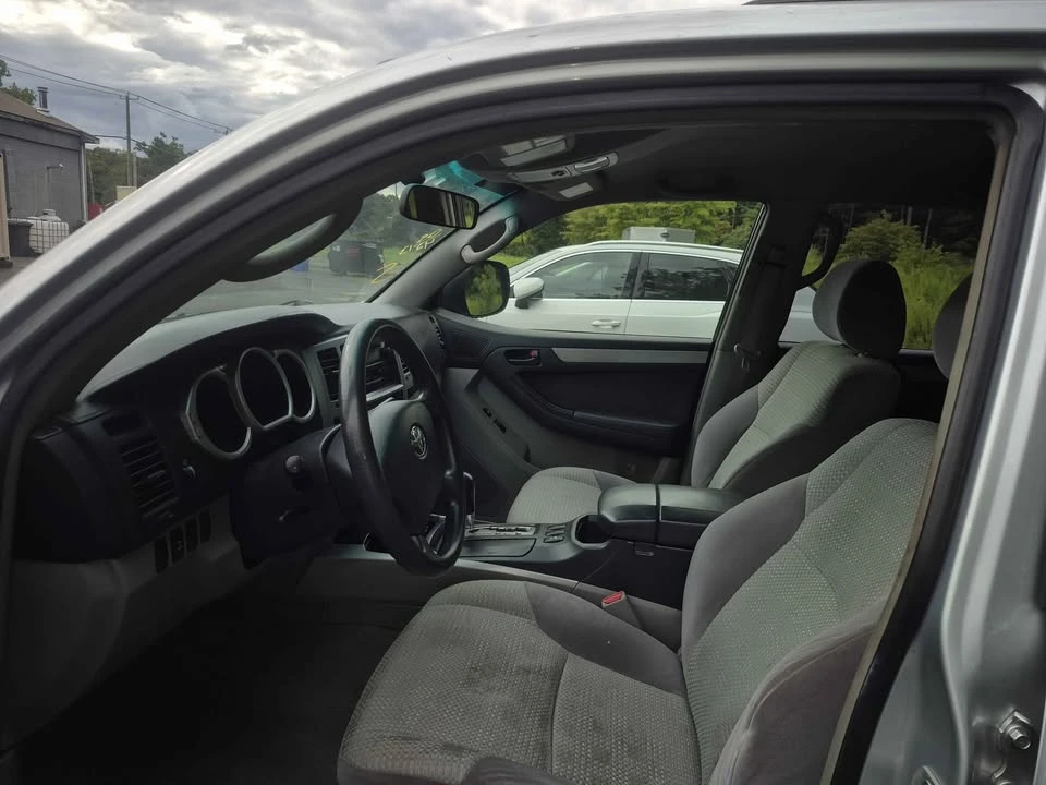 2005 Toyota 4Runner 4th Gen - Image 11 of 19