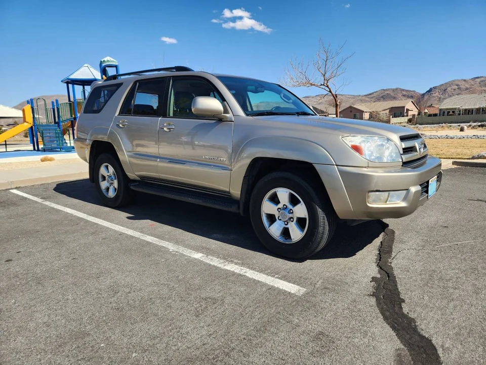 2005 Toyota 4Runner 4th Gen - Image 2 of 9