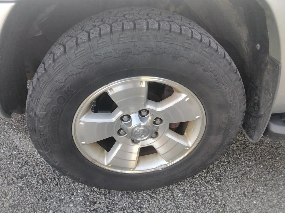 2005 Toyota 4Runner 4th Gen - Image 2 of 13
