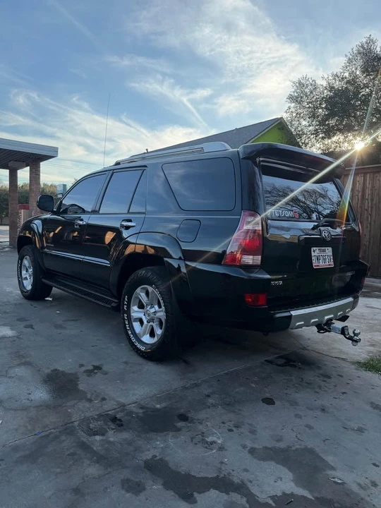 2005 Toyota 4Runner 4th Gen - Image 2 of 7