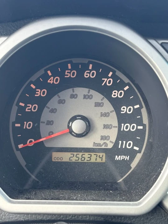 2005 Toyota 4Runner 4th Gen - Image 13 of 20