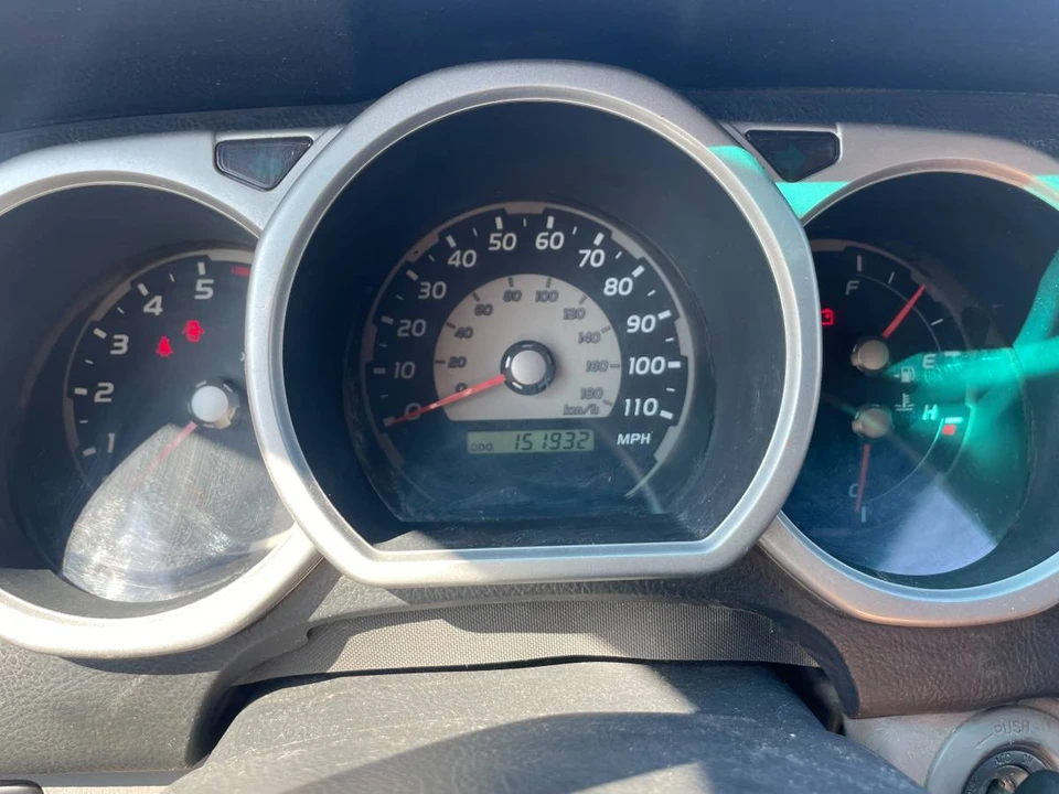 2005 Toyota 4Runner - Image 13 of 15