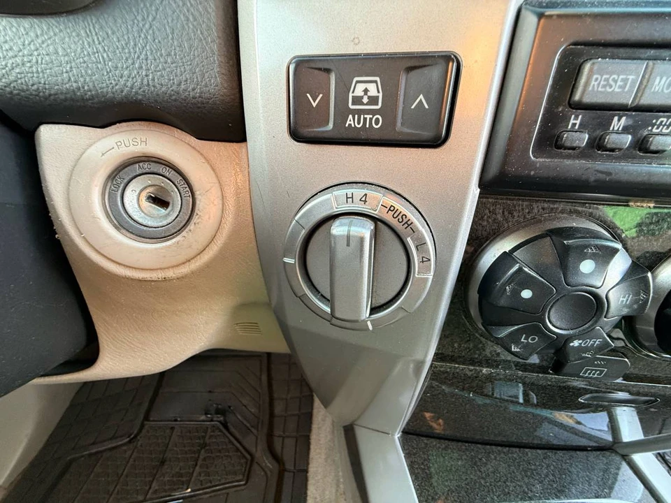 2005 Toyota 4Runner 4th Gen - Image 13 of 15