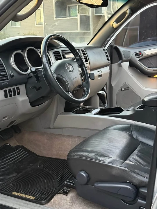 2005 Toyota 4Runner 4th Gen - Image 13 of 19