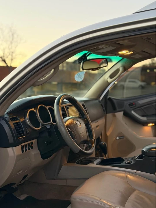 2005 Toyota 4Runner 4th Gen - Image 8 of 16