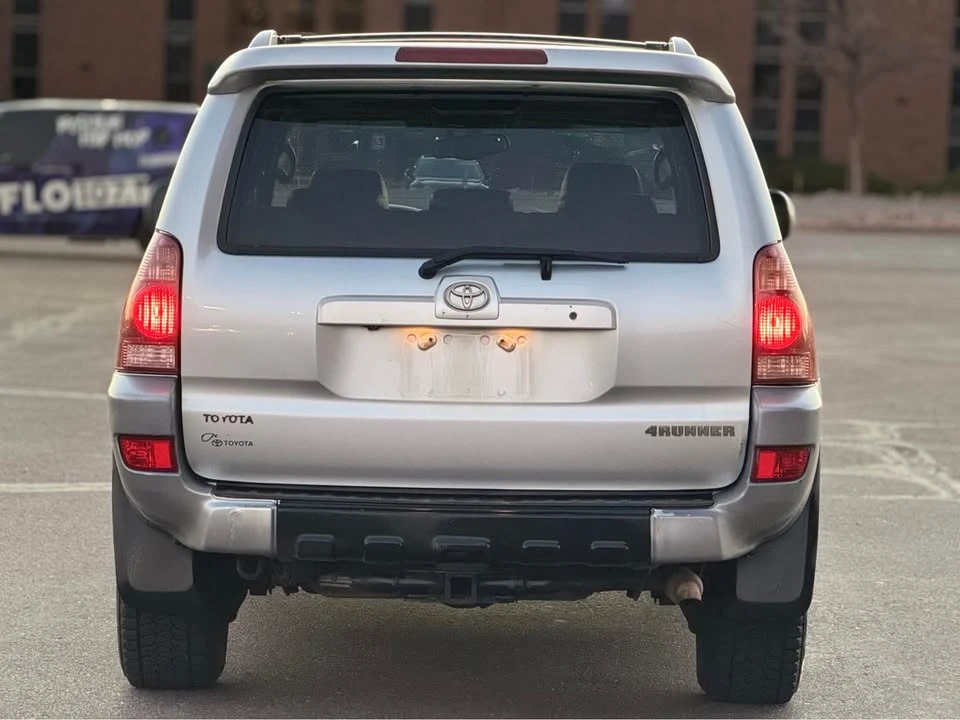 2005 Toyota 4Runner 4th Gen - Image 5 of 16